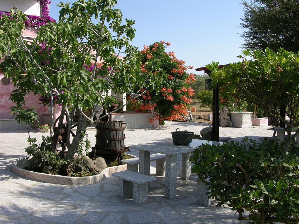 Antico Casolare Sorso-Tourist Rental ภายนอก รูปภาพ