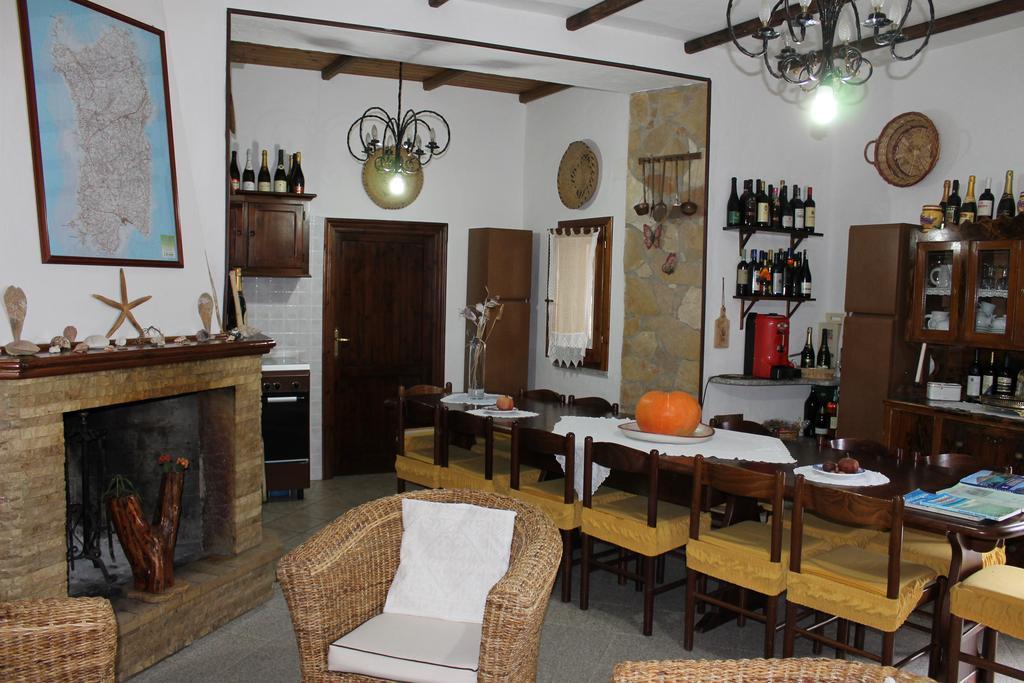 Antico Casolare Sorso-Tourist Rental ภายนอก รูปภาพ